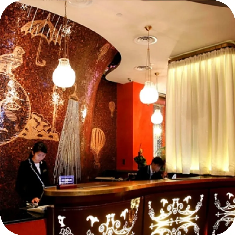 The Luxe Manor 호텔 이미지