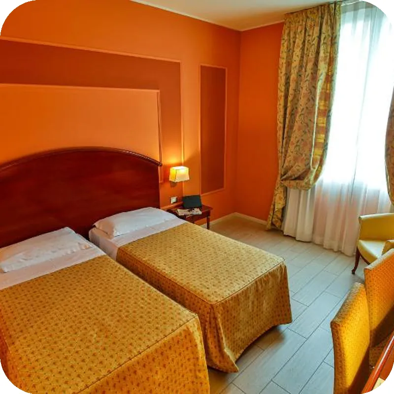 Savoia Hotel Regency hotel room