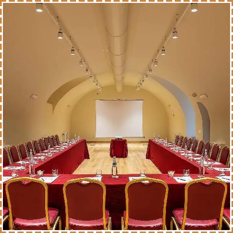 Donna Camilla Savelli hotel facilities