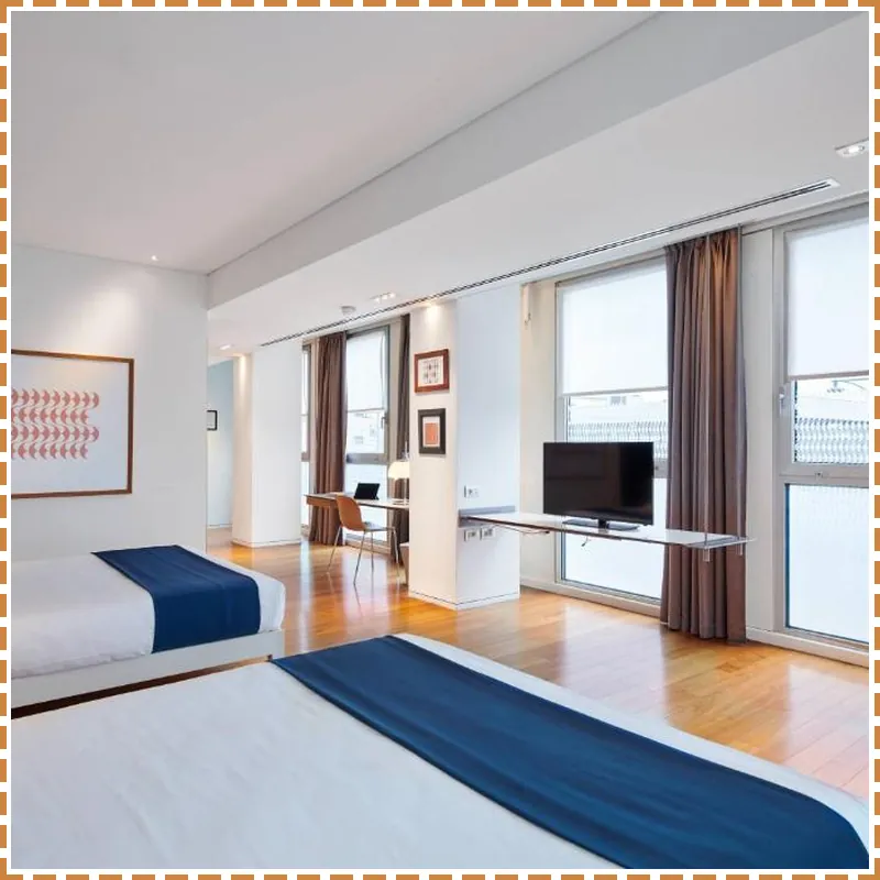 Hotel Plaza hotel room