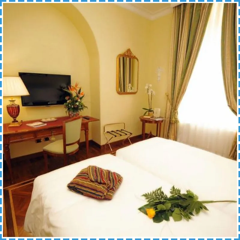 Residenza Paolo VI hotel room