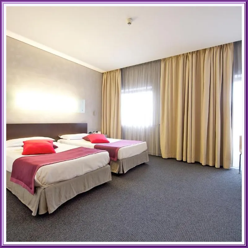 Mercure Palermo Centro hotel room