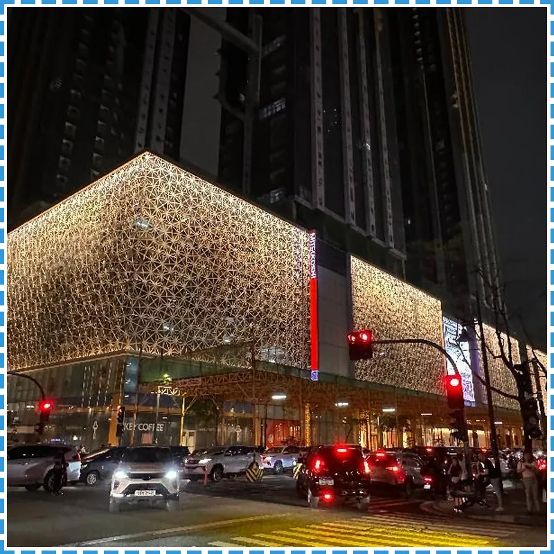 Opulent, Urban 1br Luxury Suite at Uptown BGC hotel view