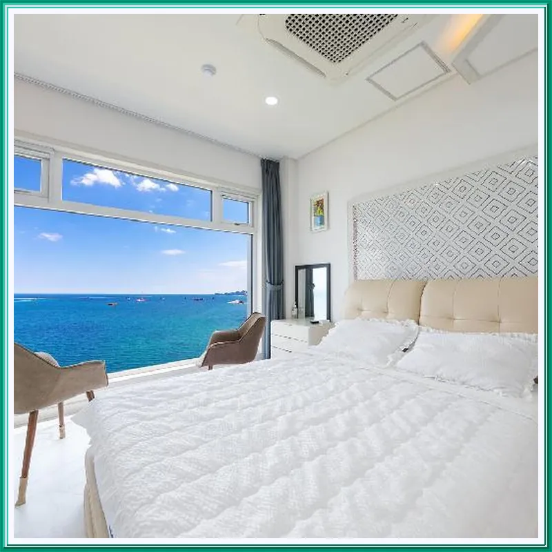 Samcheok White Romantic Pension hotel room