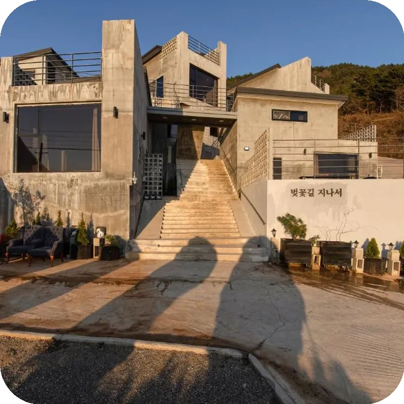 beotkkotgil jinaseo hotel view