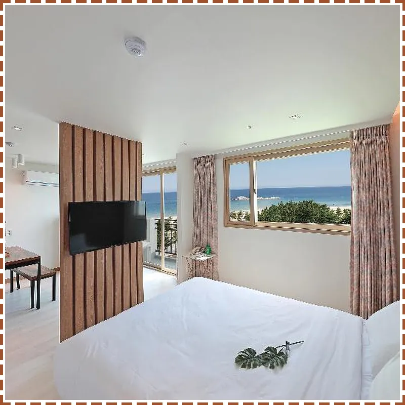 Ocean to You Resort Sokcho Seorak Beach Hotel and Condo hotel room