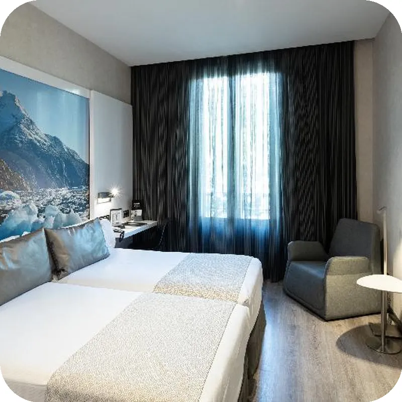 Hotel Catalonia Gran Via BCN hotel room