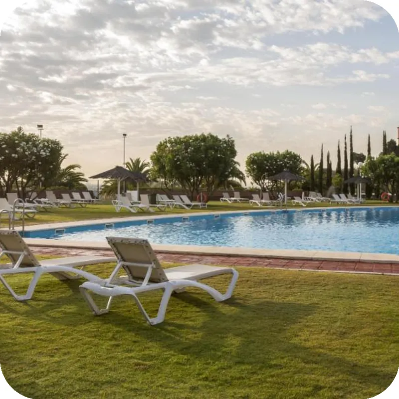 TRH Alcora hotel facilities