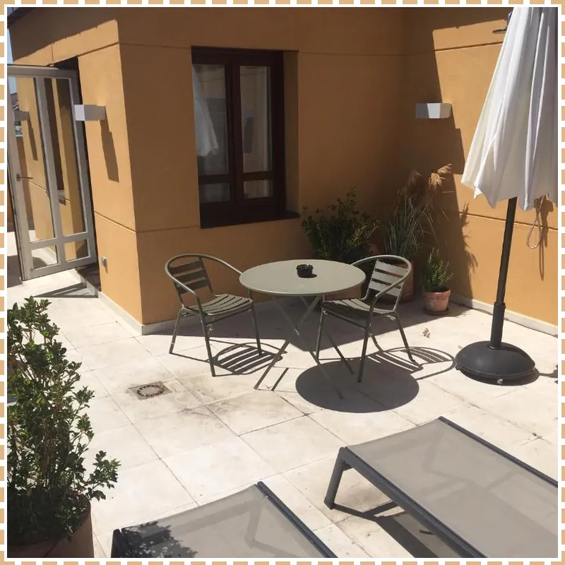 Plaza Mayor Suites & Apartments hotel facilities