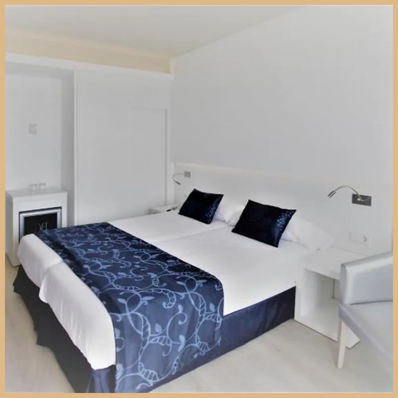 Hotel Java hotel room