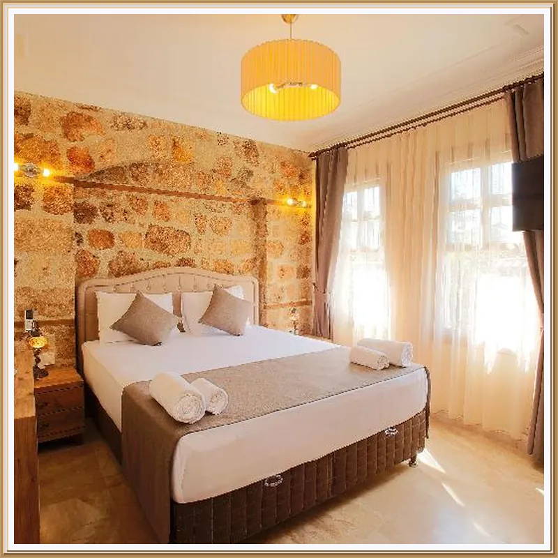 Castle Inn Boutique Hotel hotel room