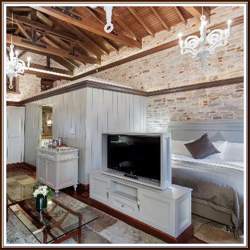 DoubleTree by Hilton Kusadasi hotel room