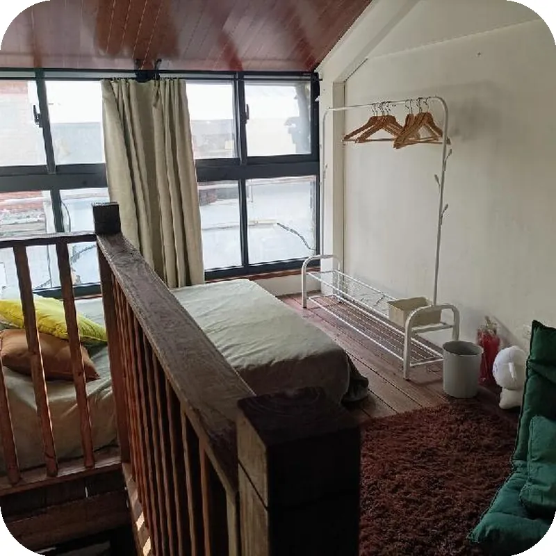 A 1950s townhouse in city center 호텔 내부 이미지