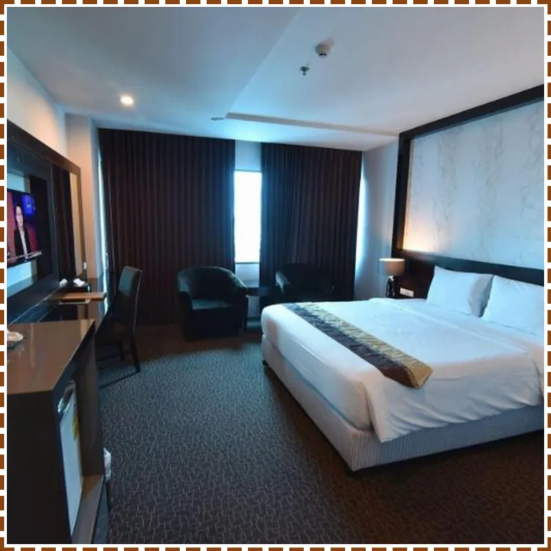 Siam Oriental Hotel hotel room