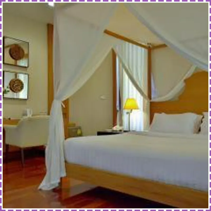 Royal Sammuk Villa hotel room