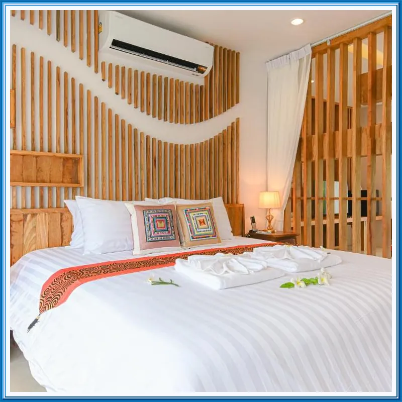 Cascade Tara hotel room