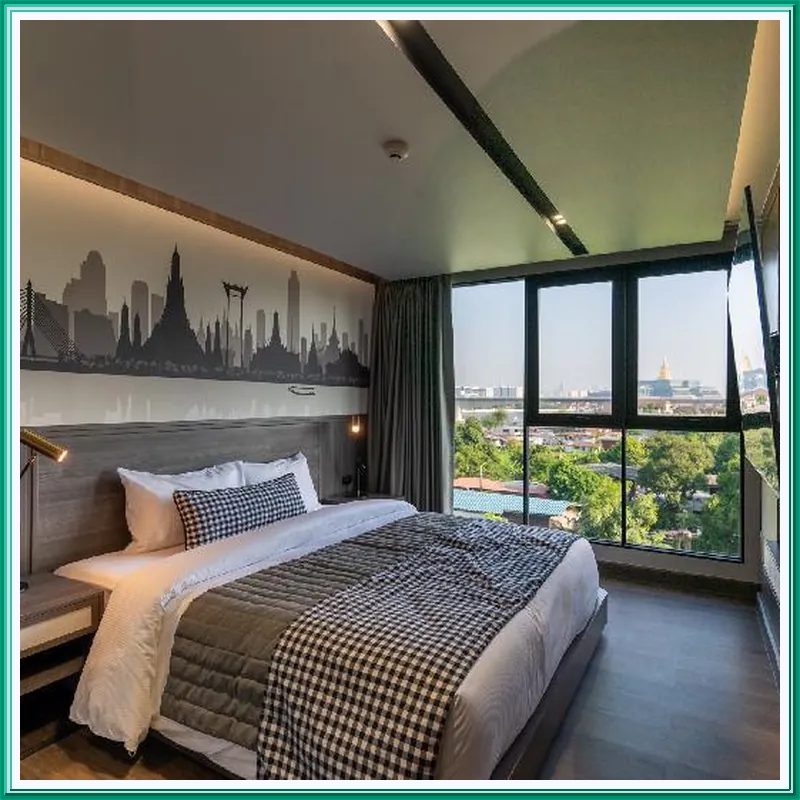 WE HOTEL RIVERFRONT hotel room