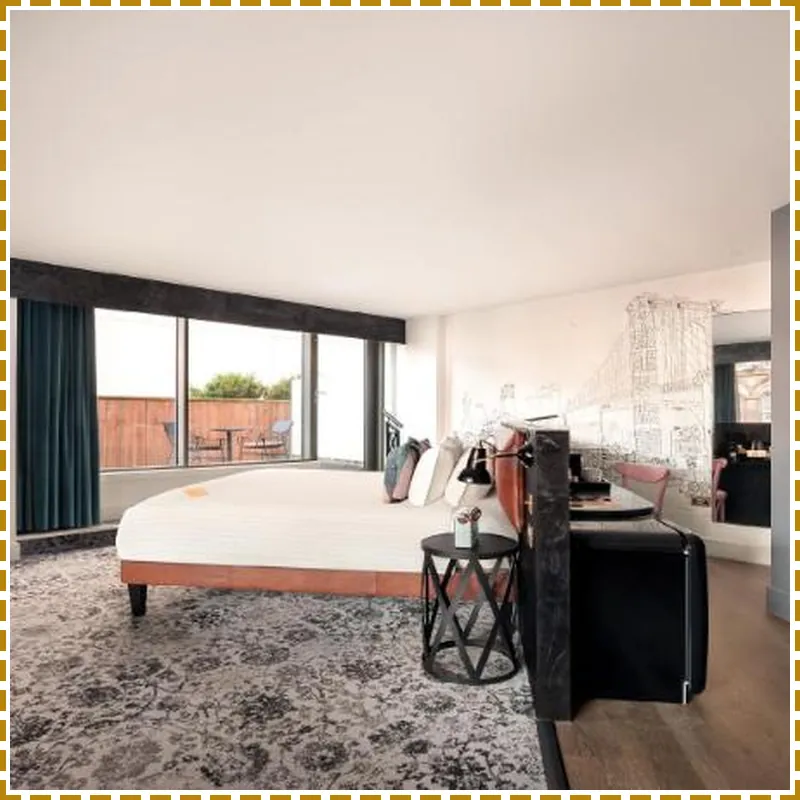 voco Manchester City Centre By IHG hotel room