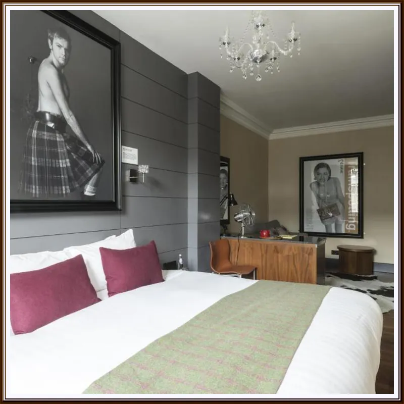 Angels Share Hotel hotel room