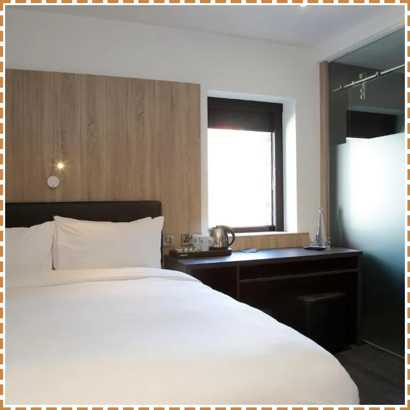 The Z Hotel Glasgow hotel room