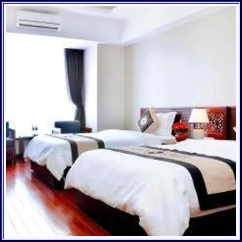 Moonlight Hotel Hue hotel room